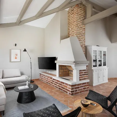 Villa Rustic Seseli With A Pool In Istria