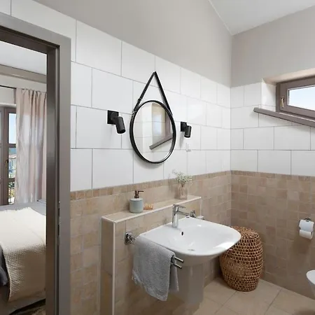 Rustic Seseli With A Pool In Istria Villa