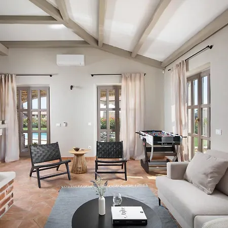 Villa Rustic Seseli With A Pool In Istria *