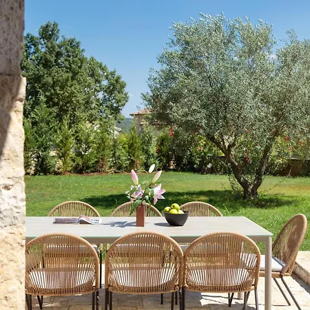 Villa Rustic Seseli With A Pool In Istria Sveti Lovrec Pazenaticki